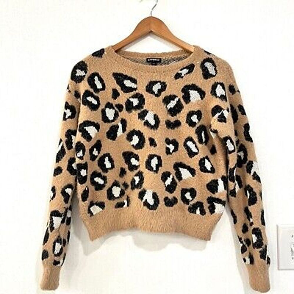 NWT Express Womens Cheetah Pullover Sweater Brown Medium Leopard Print Soft Cozy